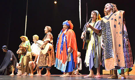 Escola no Teatro leva folclore a alunos de São Bernardo