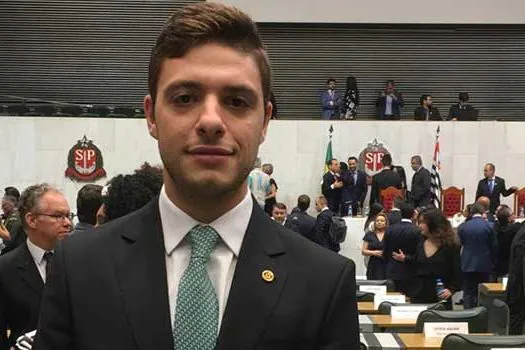 Thiago Auricchio é empossado deputado estadual