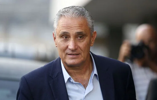 Tite divulga convocação para eliminatórias