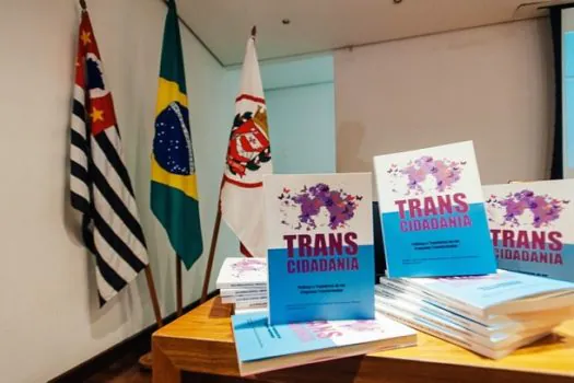 Prefeitura de SP realiza a formatura de 100 alunos do Transcidadania