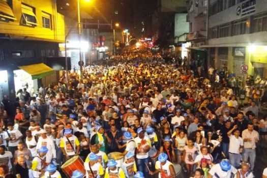 Banda do Trem Elétrico, Bloco Esfarrapado e Banda Grone’s encerram carnaval de rua