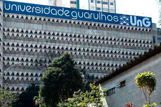 Universidade UNG arrecada alimentos em Drive-thru solidário