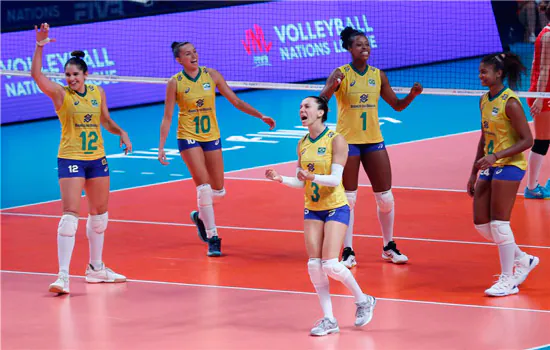 Vôlei feminino: Brasil supera Turquia e está na final