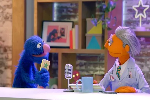 Grover, personagem da Vila Sésamo, mostra como incluir atividades físicas em sua rotina