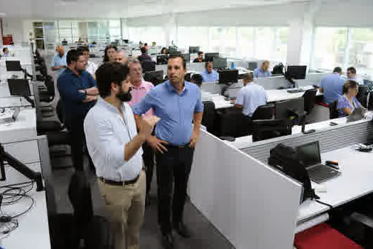 Prefeito Lauro Michels visita novas empresas de TI em Diadema