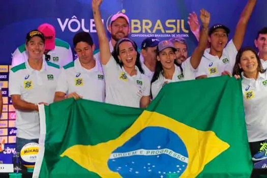 Em apresentação, duplas do Brasil no vôlei de praia celebram vaga em Tóquio-2020