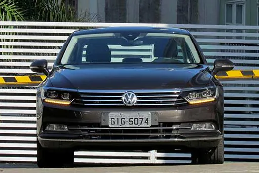 Volkswagen Passat 2.0 TSI é para o povo abastado