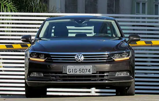 Volkswagen Passat 2.0 TSI é para o povo abastado