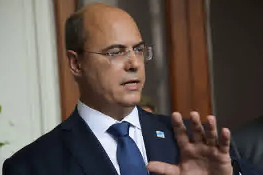 Witzel exonera subsecretária de Saúde durante a pandemia