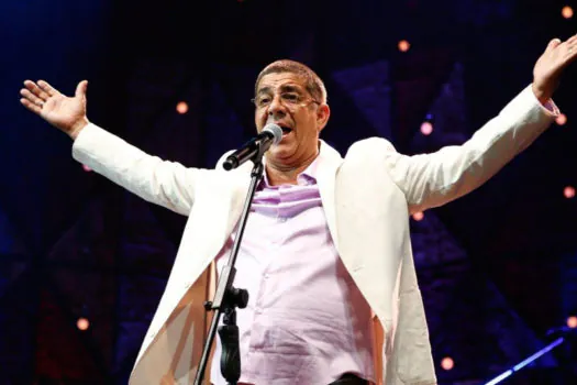 Zeca Pagodinho abre sua turnê no Engenhão com megashow