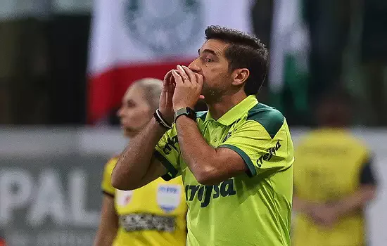 Abel Ferreira fica à frente de Tite em lista de melhores técnicos do mundo