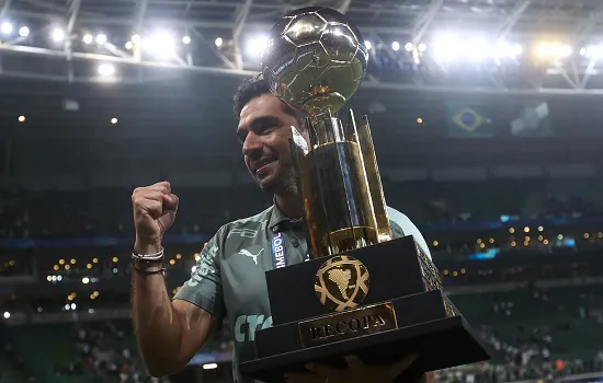 Abel entra para a lista dos 5 técnicos mais vitoriosos do Palmeiras