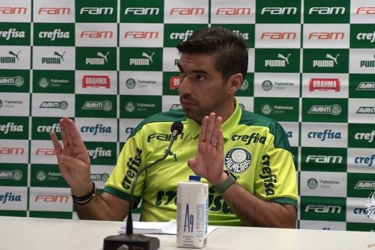 Abel Ferreira diz que seguirá rodando o elenco do Palmeiras: “Não somos máquinas”