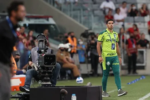 Abel aponta escalação do Palmeiras para a final da Recopa sem sacrifícios