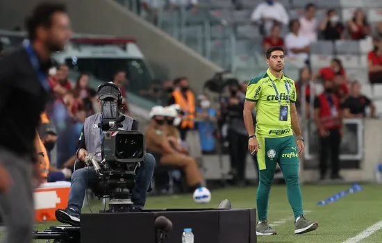 Abel aponta escalação do Palmeiras para a final da Recopa sem sacrifícios