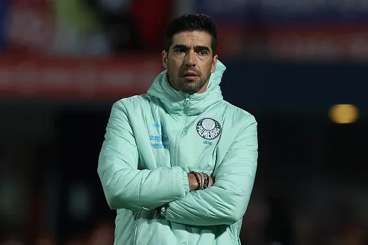 Abel Ferreira cita Lewis Hamilton e faz desabafo contra críticos do Palmeiras