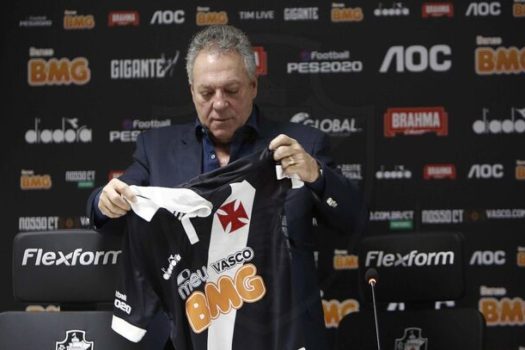 Abel Braga tranquiliza torcida após quedas e prevê ‘um grande Brasileirão’ do Vasco