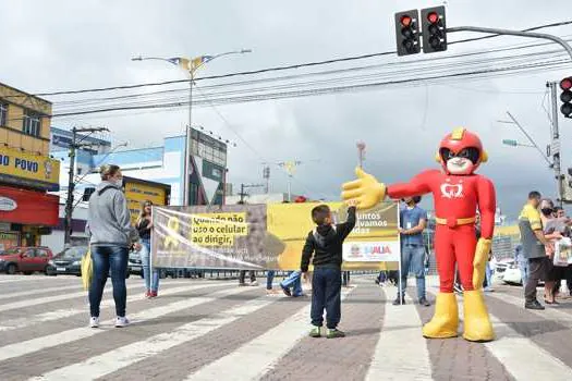 Ações do Maio Amarelo no Grande ABC conscientizam população sobre segurança no trânsito