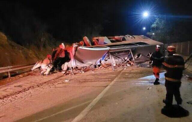 ANTT informa que ônibus de torcedores estava irregular