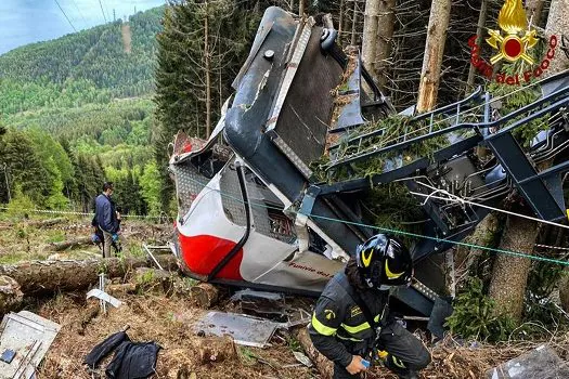 Acidente com teleférico na Itália deixa ao menos 14 mortos