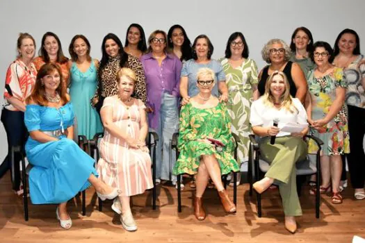 Núcleo de Mulheres Empreendedoras da ACISA promove palestra com escritora