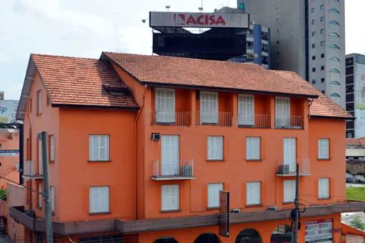 Comerciantes de Santa Terezinha promovem ações diferenciadas para o Dia das Crianças