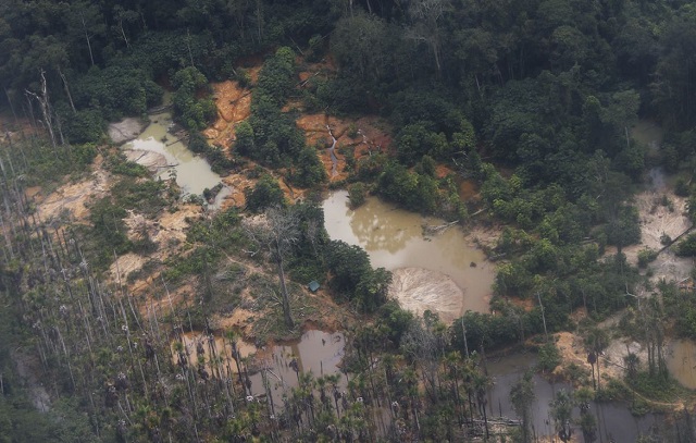 Mais de 290 acampamentos de garimpo foram retirados de terra indígena