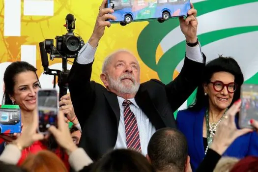 Acordo Mercosul-União Europeia não será assinado sem ajuste, diz Lula