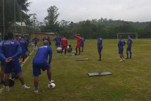 São Caetano inicia pré-temporada visando o Paulista