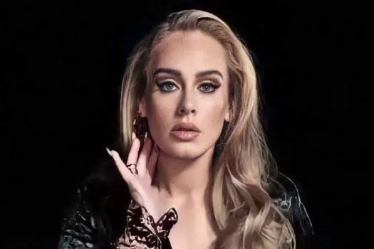 Adele revela luta para largar o vício em café: ‘Mais difícil que parar de fumar’