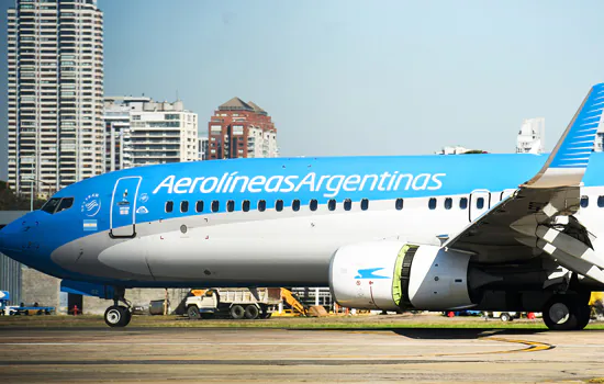 Funcionários da Aerolíneas Argentinas entram em greve