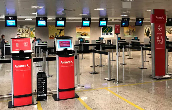 ‘Efeito Avianca’ faz preço das passagens aéreas subirem até 140%