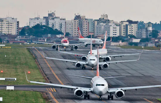 Governo acerta com aéreas para que Estados tenham ao menos uma ligação mantida