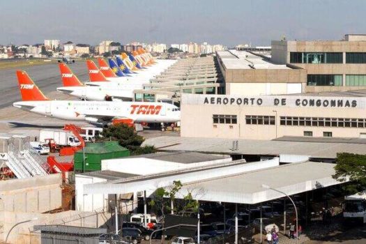 Alerta em voo fecha Aeroporto de Congonhas e suspende operações por suspeita de sequestro