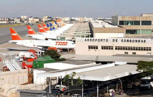 Alerta em voo fecha Aeroporto de Congonhas e suspende operações por suspeita de sequestro