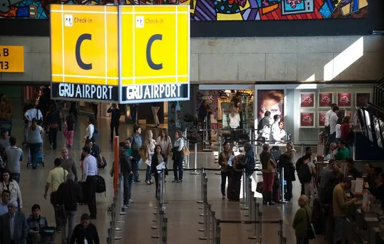 Aeroportos devem ter movimento maior no feriado de amanhã