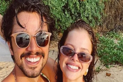 Agatha Moreira descarta casamento com Rodrigo Simas