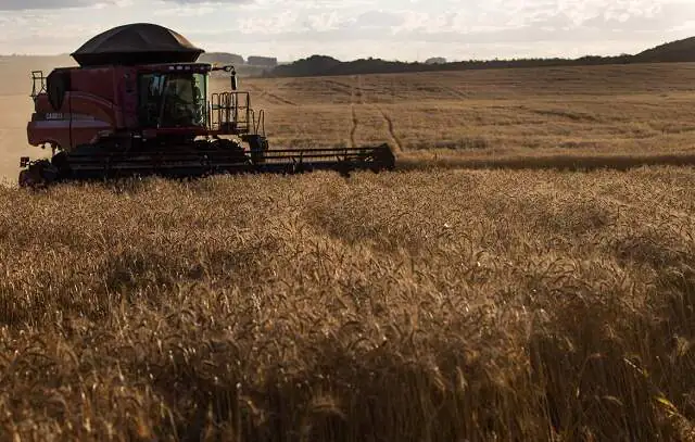 CMN flexibiliza crédito a agricultores de áreas com riscos climáticos