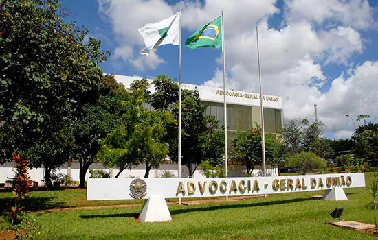 Advocacia-Geral da União é contra pedido de procuradores para suspender inquérito do STF