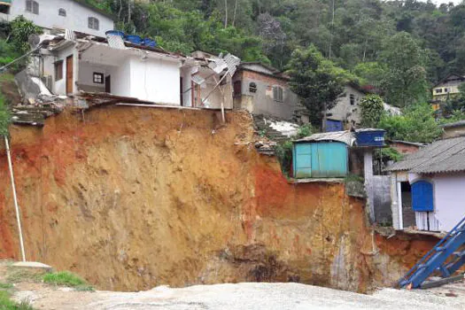 Petrópolis receberá verba para reconstrução de áreas atingidas pelas chuvas