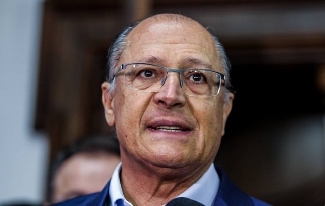 Alckmin anuncia Marcela Carvalho como secretária executiva da Camex