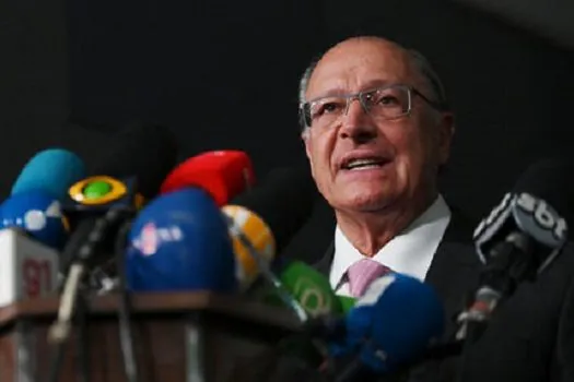 Alckmin: Pediremos ao governo dados completos sobre desmatamento em vários biomas