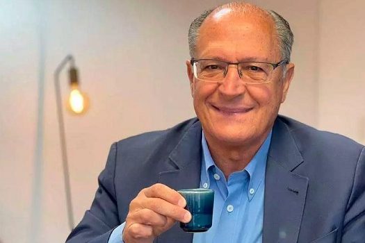 Geraldo Alckmin anuncia que vai se filiar ao PSB