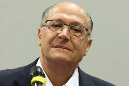 Agro precisa de acordos internacionais para não depender da China, diz Alckmin