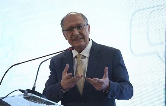 Alckmin critica contestação de Bolsonaro sobre as urnas eletrônicas