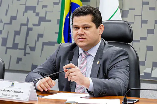 Aliado de Onyx quer presidir sessão no Senado