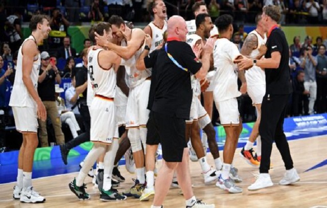 Alemanha supera Sérvia e conquista Copa do Mundo de basquete pela 1ª vez