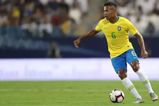 Alex Sandro festeja boa atuação contra Coreia: “Sempre fui um jogador de apoiar”