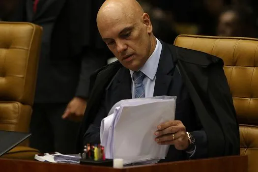 Alexandre de Moraes nega arquivar inquérito sobre vazamento de dados sigilosos