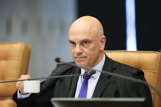 Moraes encontra advogados das campanhas de Lula e Bolsonaro e pede ‘civilidade’